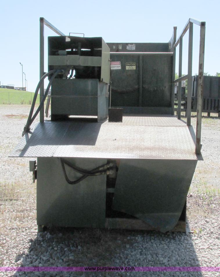 image for item F5121 Quality Purris stationary compactor