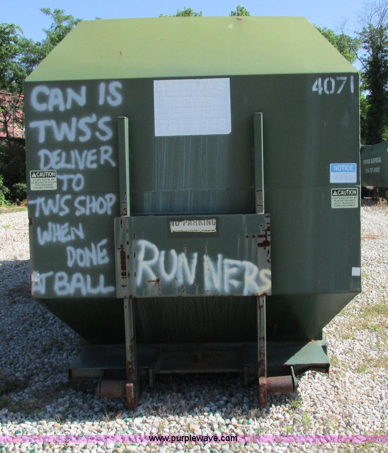 image for item F5134 2001 McClain Ez-Pack roll-off container