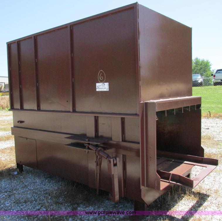 image for item F5139 McClain Mag stationary compactor