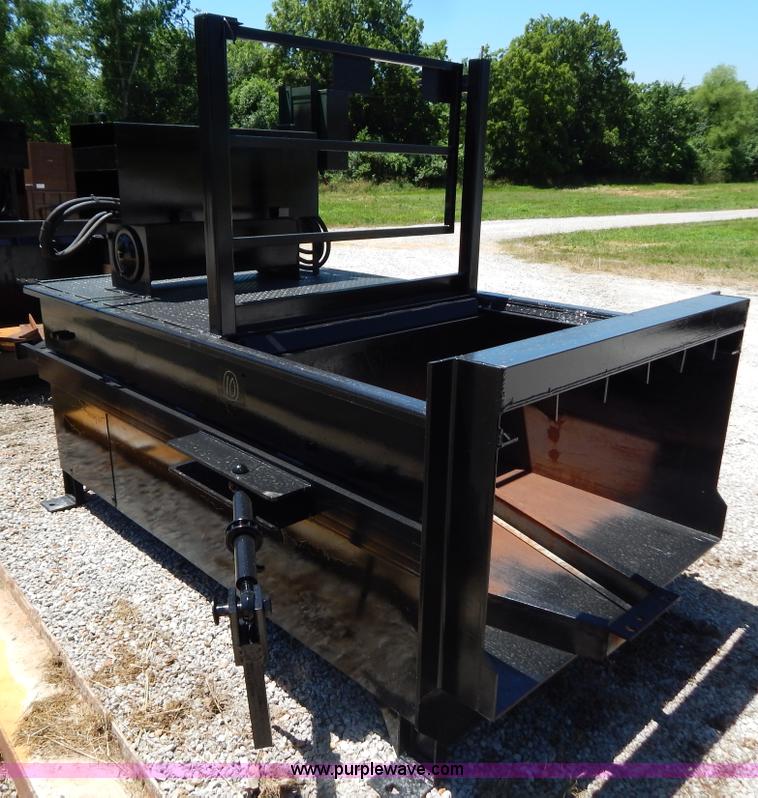 image for item F5143 McClain CM-200 stationary compactor