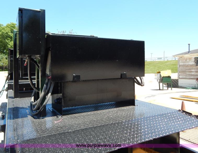 image for item F5143 McClain CM-200 stationary compactor