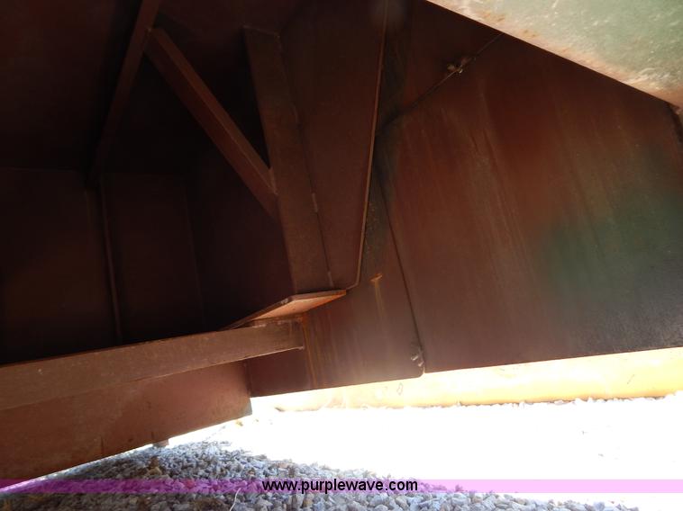 image for item F5143 McClain CM-200 stationary compactor