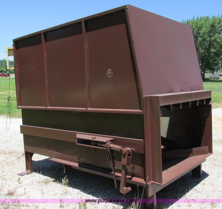 image for item F5145 Marathon TC-3 stationary compactor