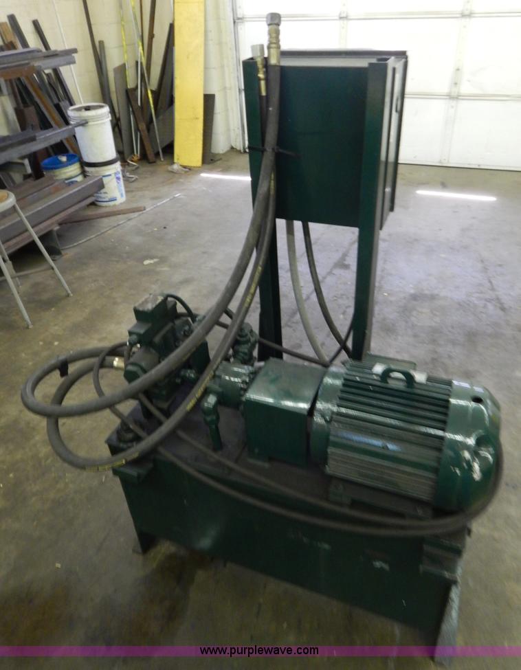 image for item F5145 Marathon TC-3 stationary compactor