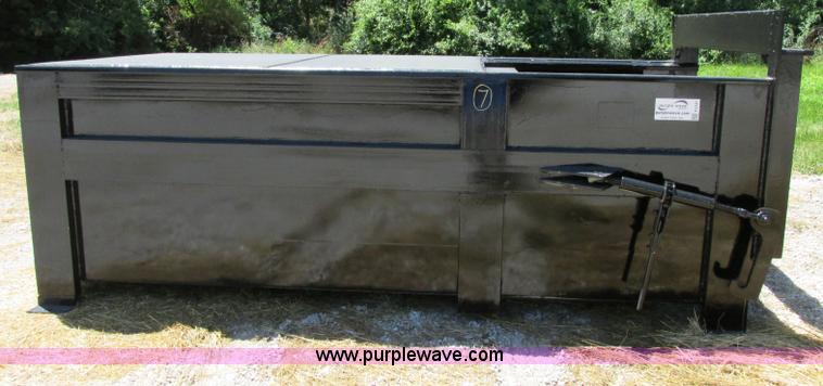 image for item F5147 Mac stationary compactor