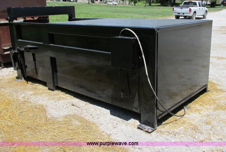 image for item F5147 Mac stationary compactor