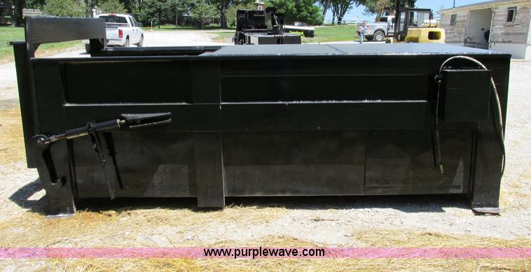 image for item F5147 Mac stationary compactor