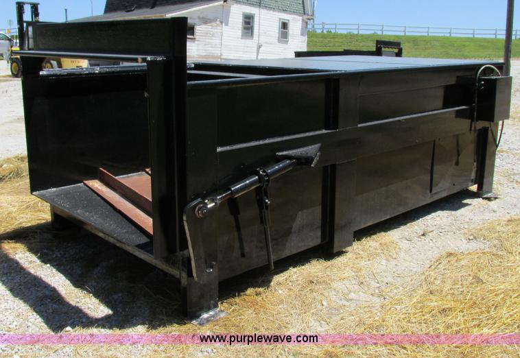 image for item F5147 Mac stationary compactor