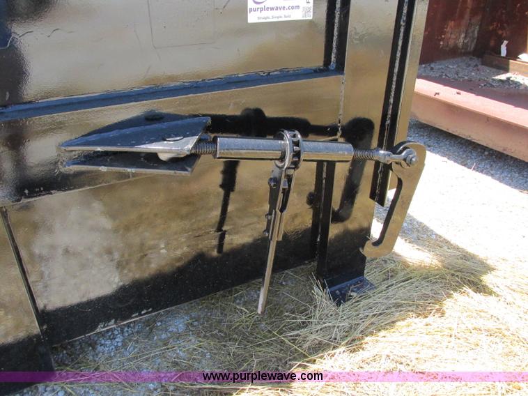 image for item F5147 Mac stationary compactor