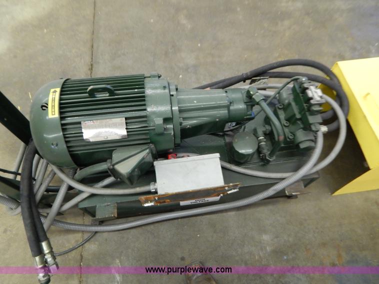 image for item F5147 Mac stationary compactor