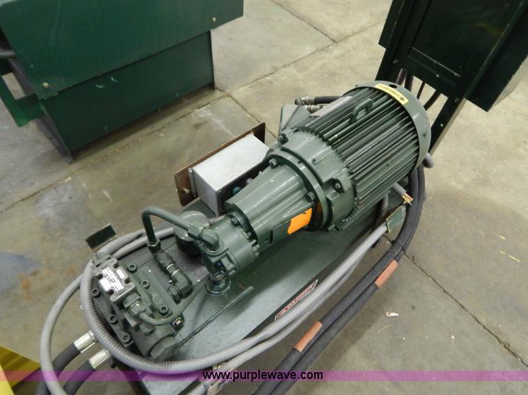 image for item F5147 Mac stationary compactor