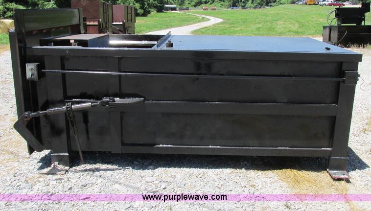 image for item F5148 Quality Purris stationary compactor