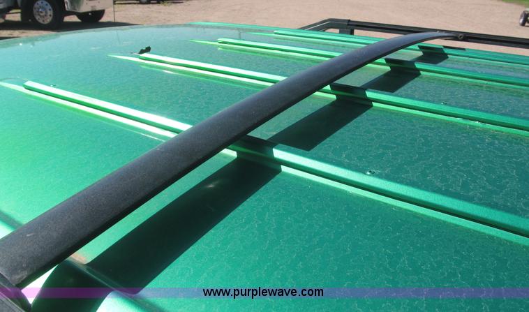 image for item F7002 1993 Chevrolet Suburban SUV