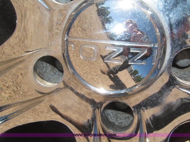 image for item F7002 1993 Chevrolet Suburban SUV