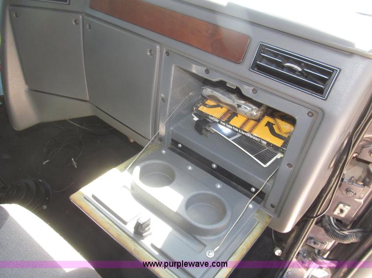 image for item F7003 1997 Western Star 4964EX semi truck