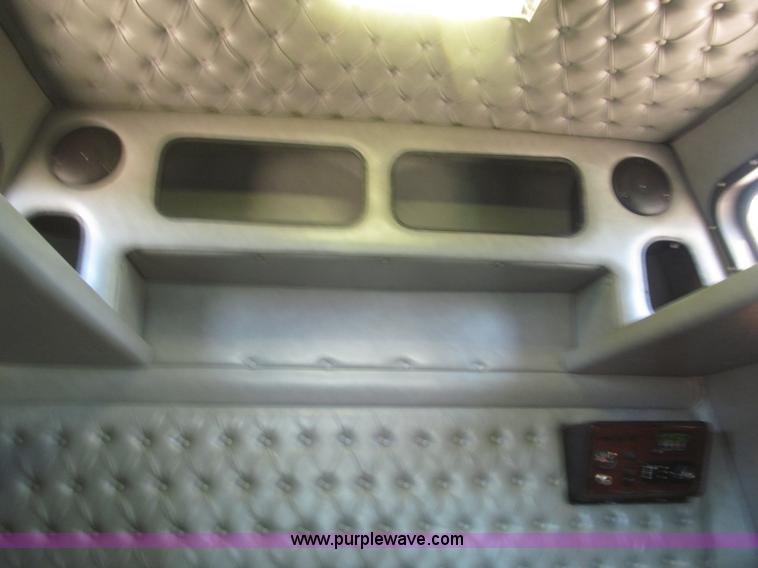 image for item F7003 1997 Western Star 4964EX semi truck