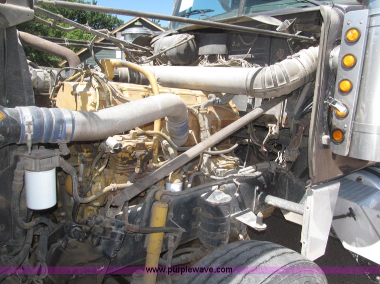 image for item F7003 1997 Western Star 4964EX semi truck