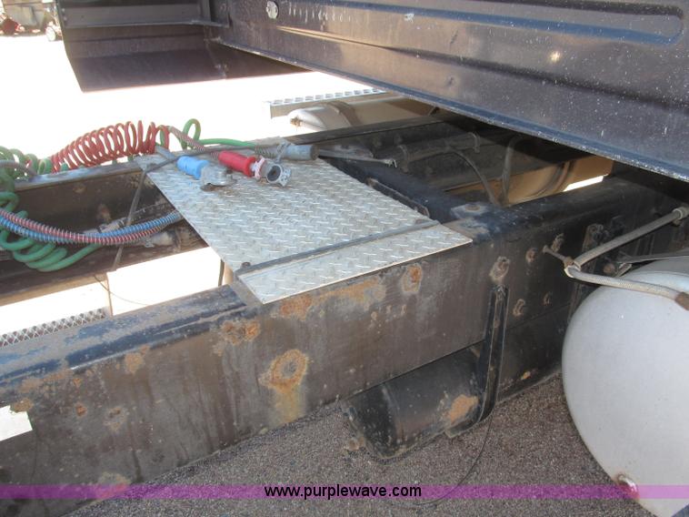 image for item F7003 1997 Western Star 4964EX semi truck