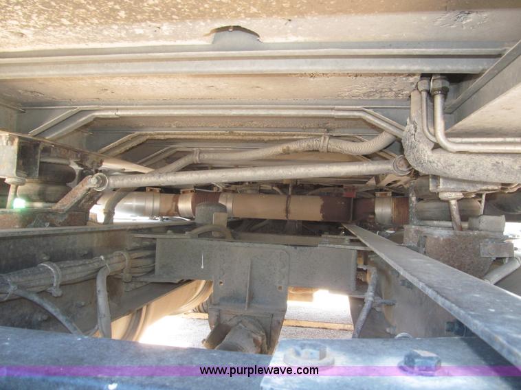 image for item F7003 1997 Western Star 4964EX semi truck