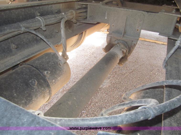 image for item F7003 1997 Western Star 4964EX semi truck