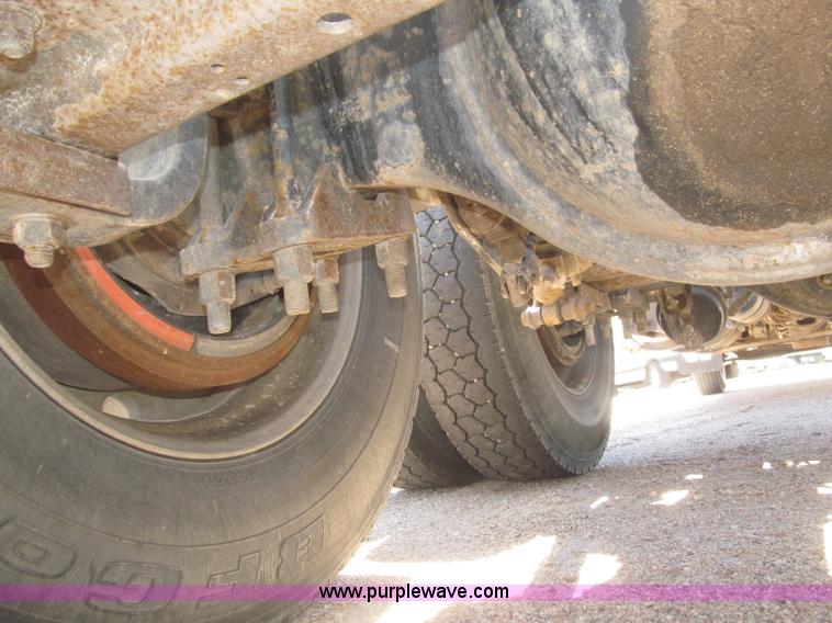 image for item F7003 1997 Western Star 4964EX semi truck