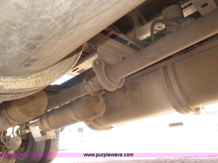 image for item F7003 1997 Western Star 4964EX semi truck