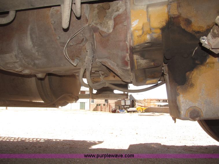 image for item F7003 1997 Western Star 4964EX semi truck