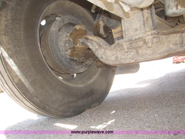 image for item F7003 1997 Western Star 4964EX semi truck