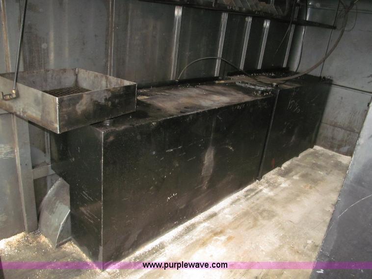 image for item F7026 1997 WW 16'L enclosed tandem axle cargo trailer