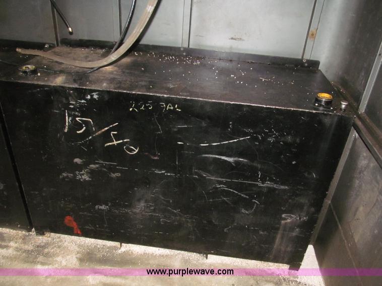 image for item F7026 1997 WW 16'L enclosed tandem axle cargo trailer