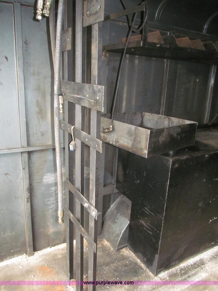 image for item F7026 1997 WW 16'L enclosed tandem axle cargo trailer