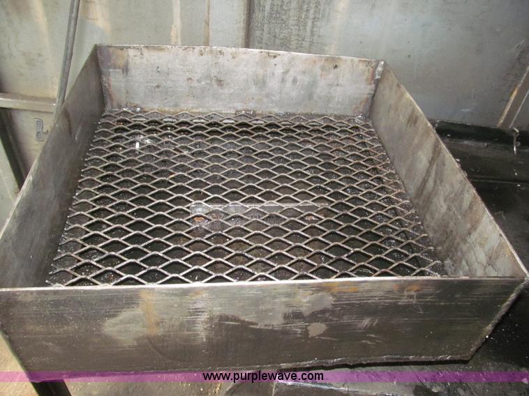 image for item F7026 1997 WW 16'L enclosed tandem axle cargo trailer