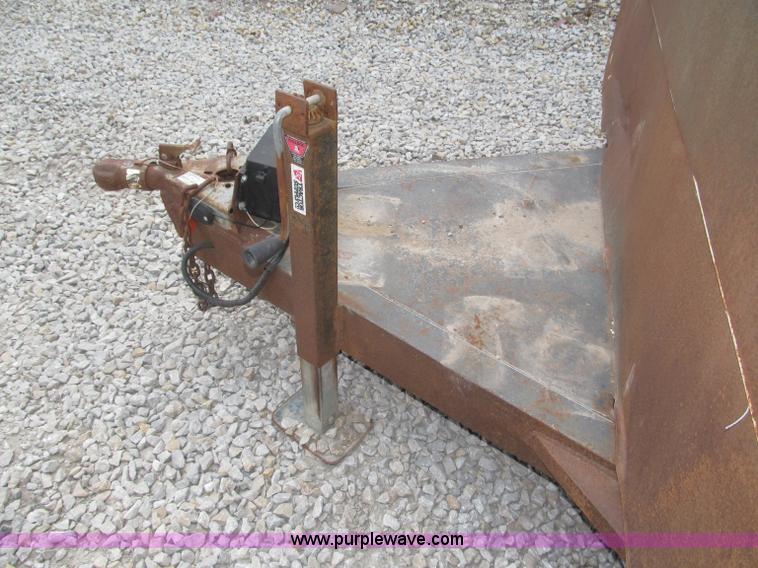 image for item F7026 1997 WW 16'L enclosed tandem axle cargo trailer