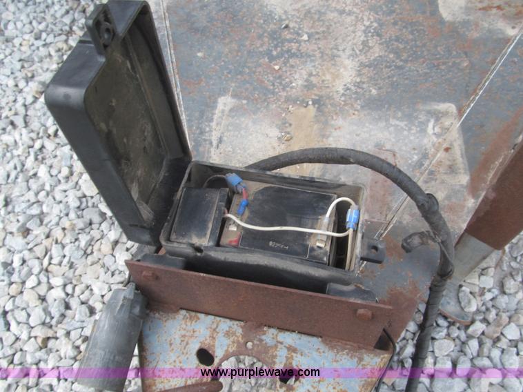 image for item F7026 1997 WW 16'L enclosed tandem axle cargo trailer