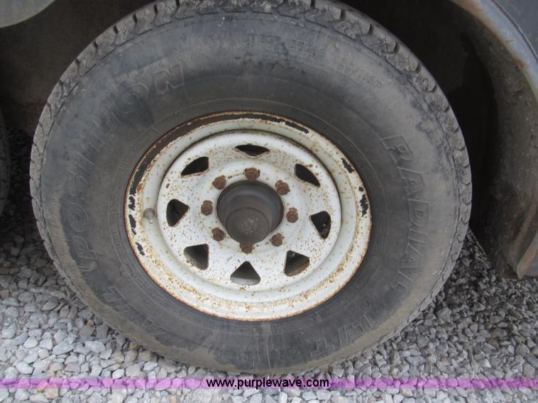 image for item F7026 1997 WW 16'L enclosed tandem axle cargo trailer