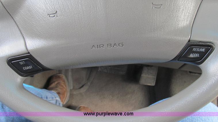 image for item G2026 2002 Chevrolet Impala