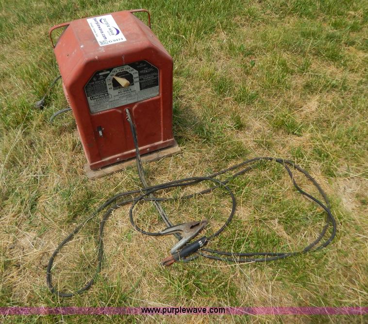 image for item G9474 Lincoln Electric AC-255-S arc welder