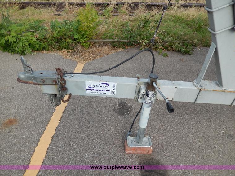 image for item H3018 1987 Bayliner 23'L boat