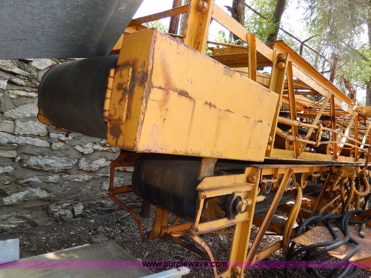 image for item H3029 Morgan paving operations side discharge conveyor