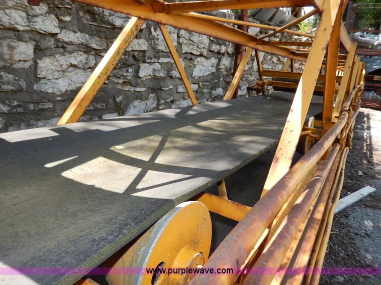 image for item H3029 Morgan paving operations side discharge conveyor