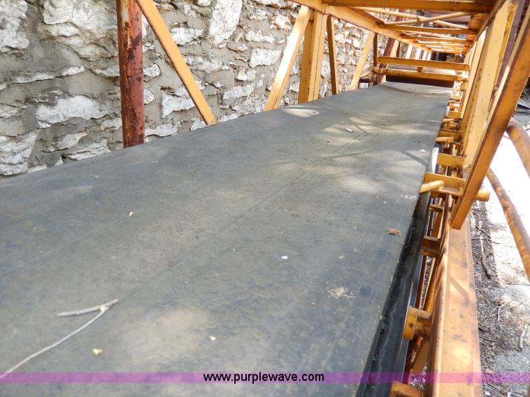 image for item H3029 Morgan paving operations side discharge conveyor