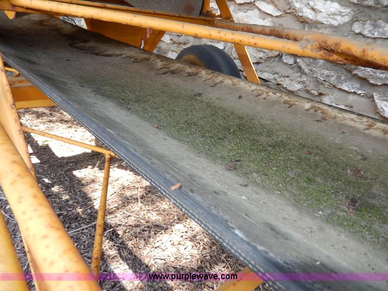 image for item H3029 Morgan paving operations side discharge conveyor