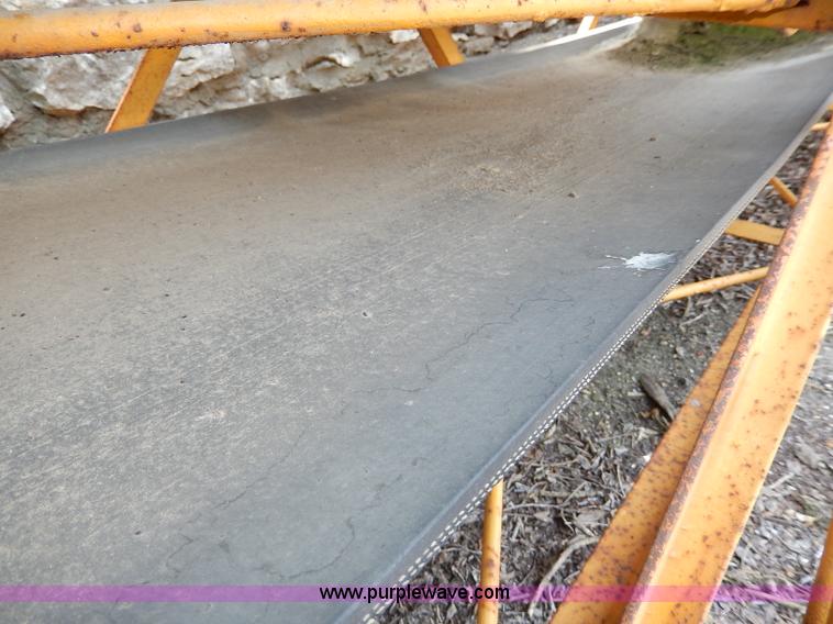 image for item H3029 Morgan paving operations side discharge conveyor