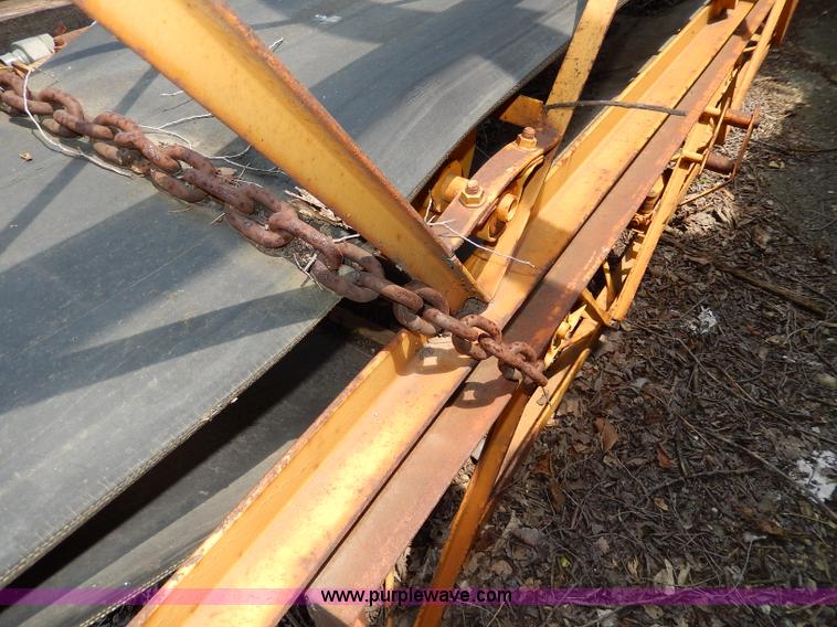 image for item H3029 Morgan paving operations side discharge conveyor