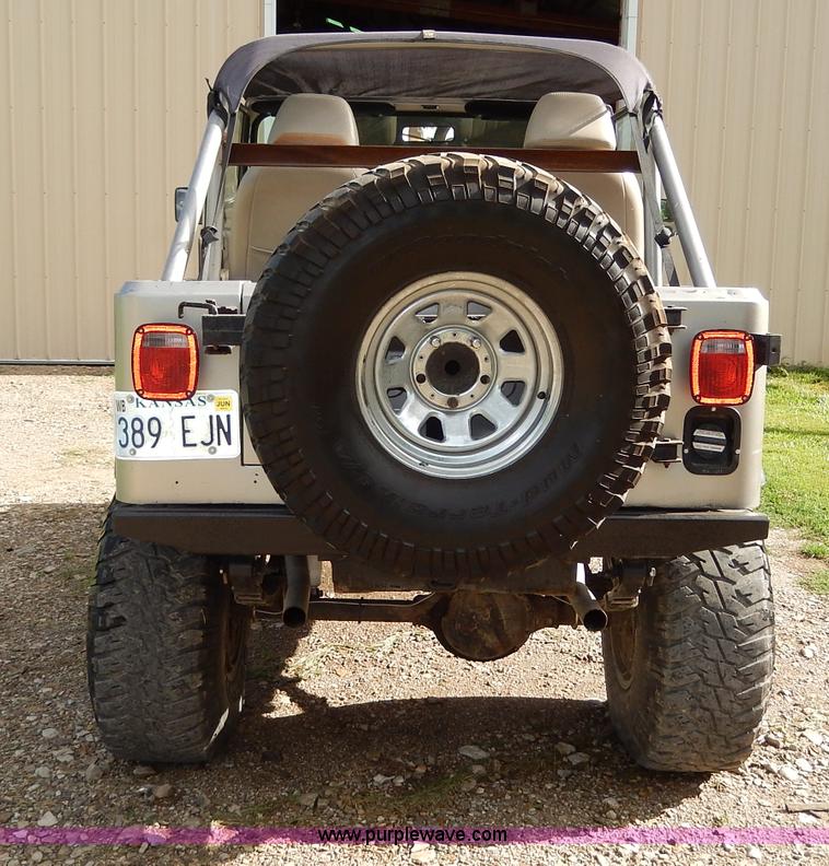 image for item H3044 1978 Jeep CJ