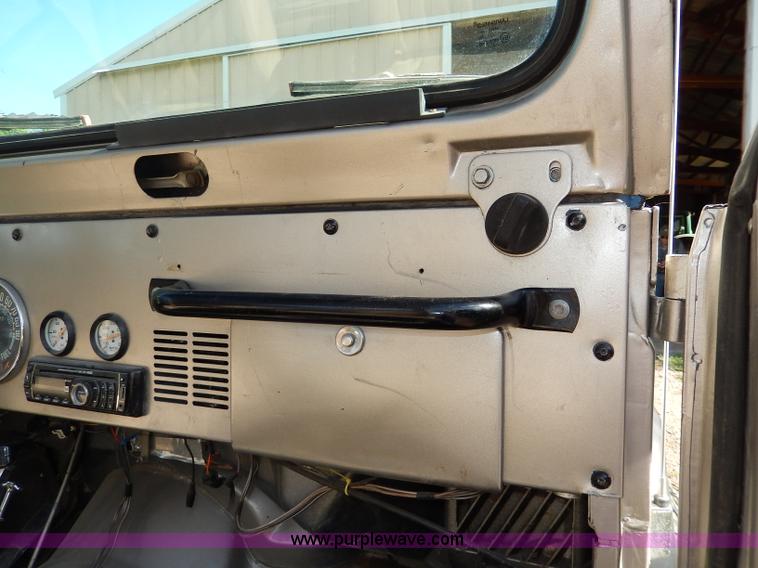 image for item H3044 1978 Jeep CJ