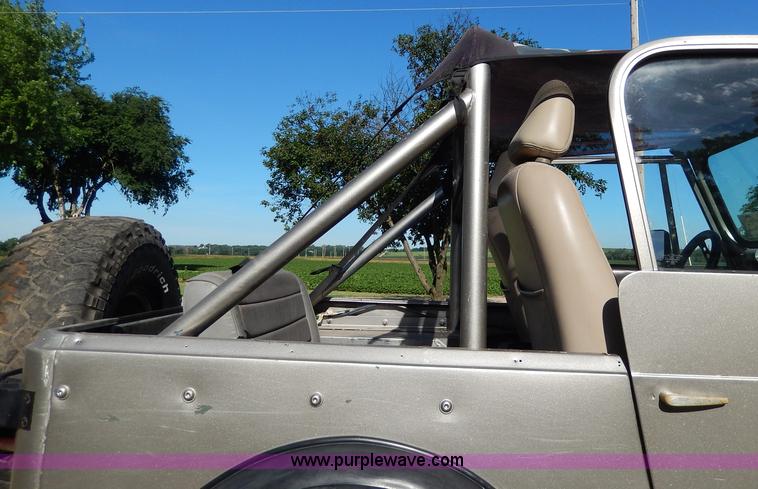 image for item H3044 1978 Jeep CJ