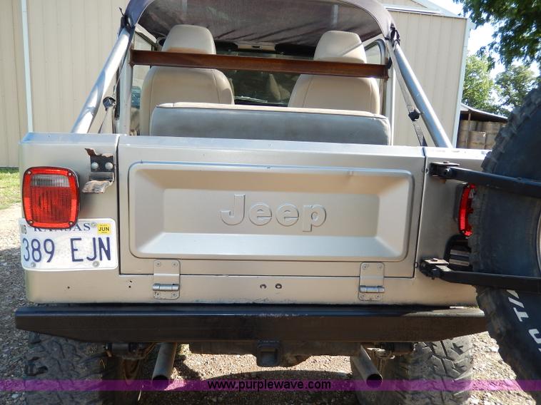 image for item H3044 1978 Jeep CJ