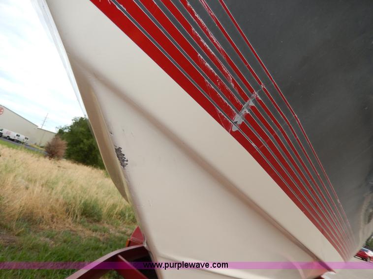 image for item H3061 1990 Reinell 22' boat