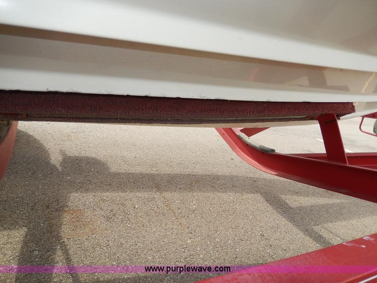 image for item H3061 1990 Reinell 22' boat